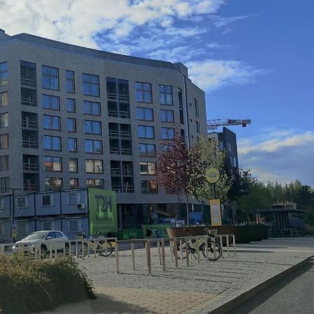 New Studio Cherry Near Helsinki Airport In Kivistoe Vantaa Dış mekan fotoğraf