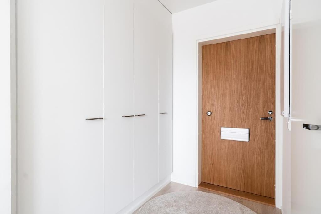 New Studio Cherry Near Helsinki Airport In Kivistoe Vantaa Dış mekan fotoğraf